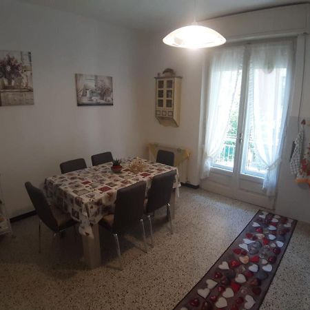 Appartamento Centrale Fino A 8 Posti Letto Pontremoli Dış mekan fotoğraf
