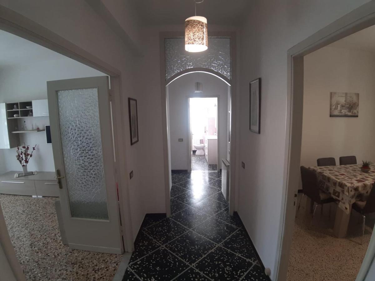 Appartamento Centrale Fino A 8 Posti Letto Pontremoli Dış mekan fotoğraf